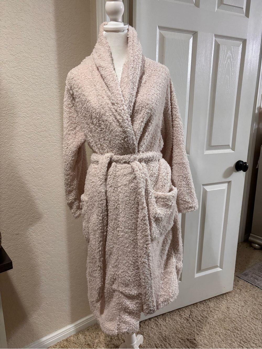 Ulta Beauty Plush Shawl Collar Robe in Light Blush